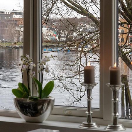 Stylish Apartment With Beautiful Views Of The River, Beach Nearby คริสเตียนซานด์ ภายนอก รูปภาพ